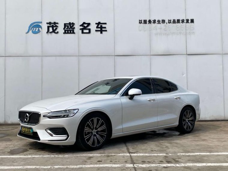 Volvo S60 B4