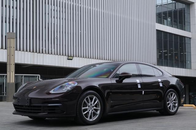 Porsche Panamera 2.9T
