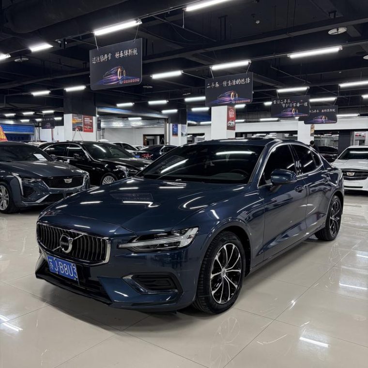 Volvo S60 B4