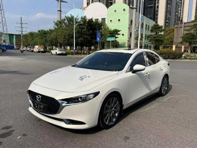 Mazda 3 2.0L AT Zhiya