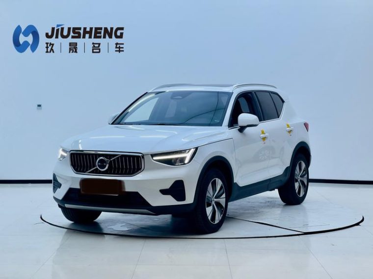 Volvo XC40 B3