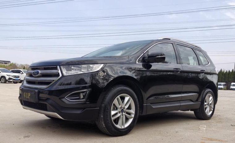 Ford Edge EcoBoost 245 7 V