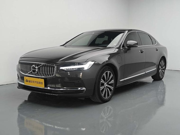 Volvo S90 T8 E