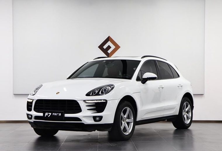 Porsche Macan 2.0T