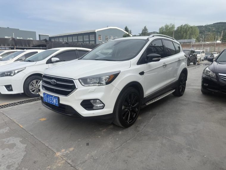 Ford Kuga EcoBoost 245