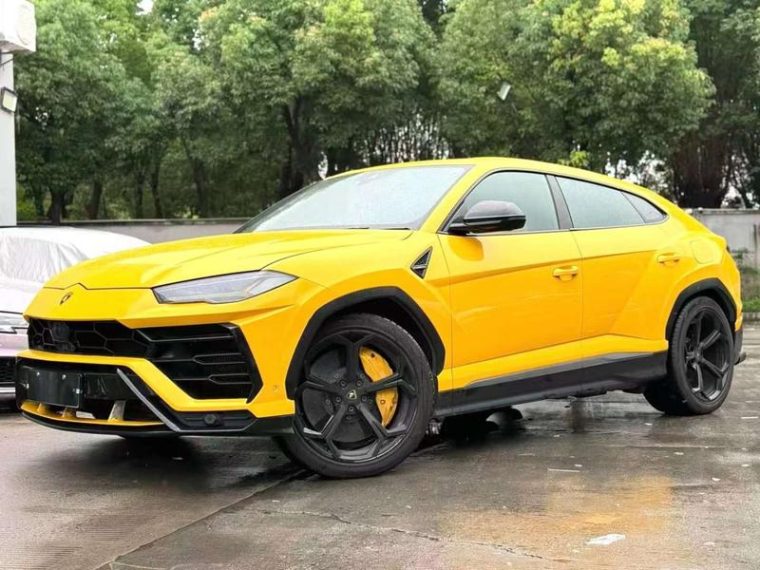 Lamborghini Urus 4.0T V8