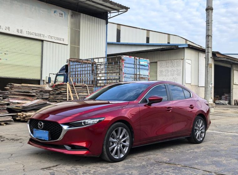 Mazda 3 2.0L AT Zhixuan