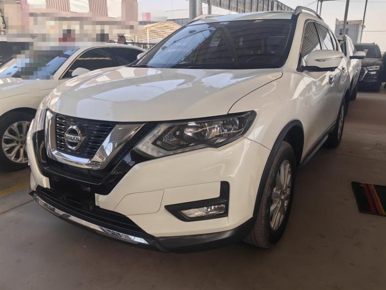 Nissan X-Trail 2.0L CVT 2WD