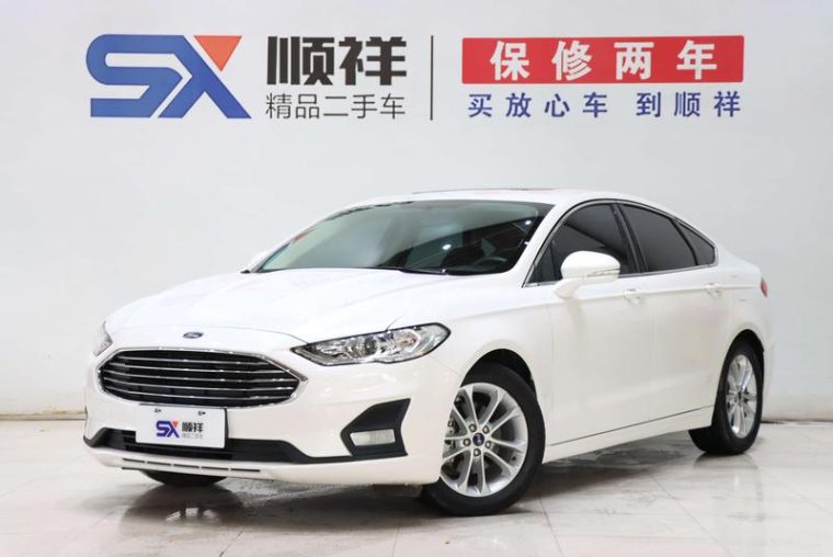 Ford Mondeo EcoBoost 200