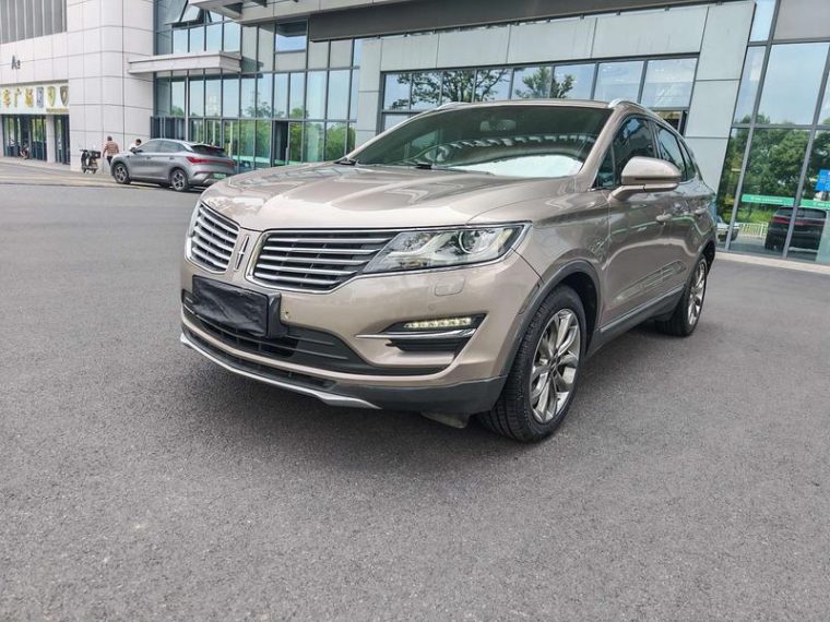 Lincoln MKC 2.0T