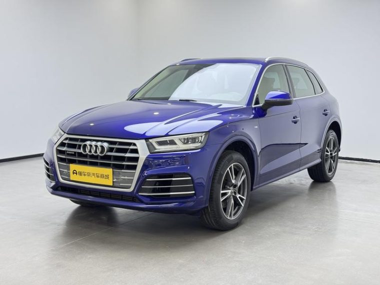 Audi Q5L 40 TFSI Glory Enjoy Fashion