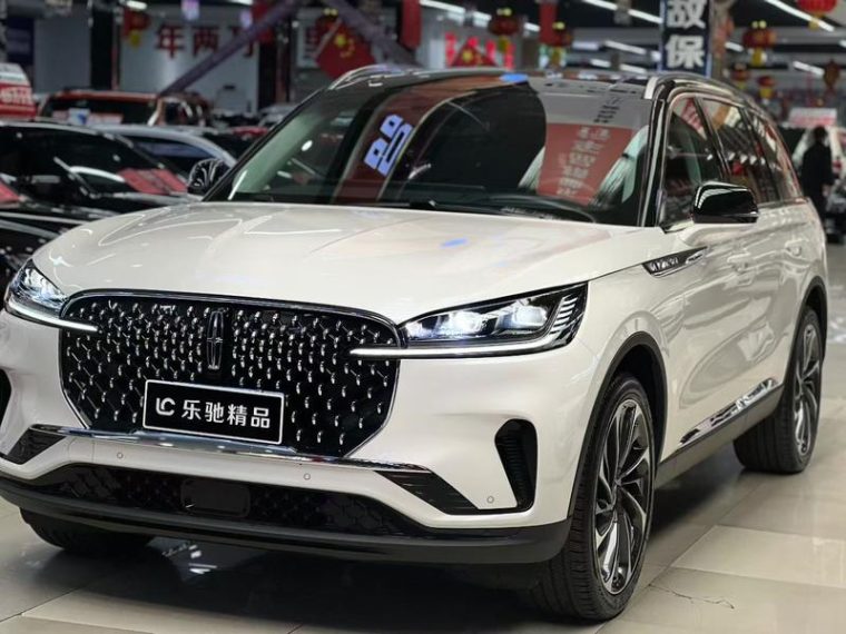 Lincoln Aviator 3.0T V6