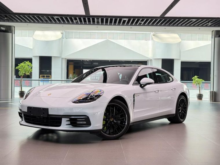Porsche Panamera E-Hybrid Panamera 4 E-Hybrid 2.9T