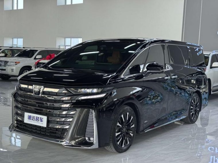 Toyota Vellfire 2.5L