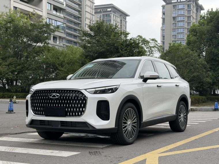 Chery 8L 2.0T