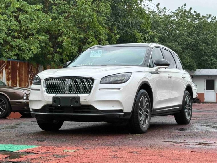 Lincoln Corsair 2.0T 2WD Premium