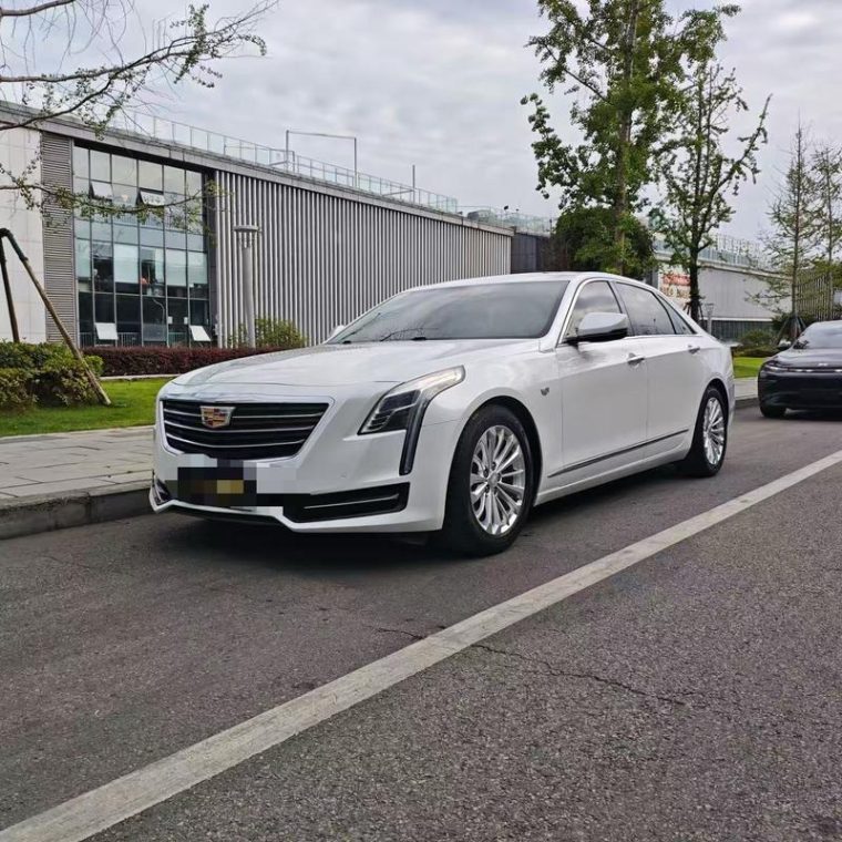 Cadillac CT6 28T Fashion