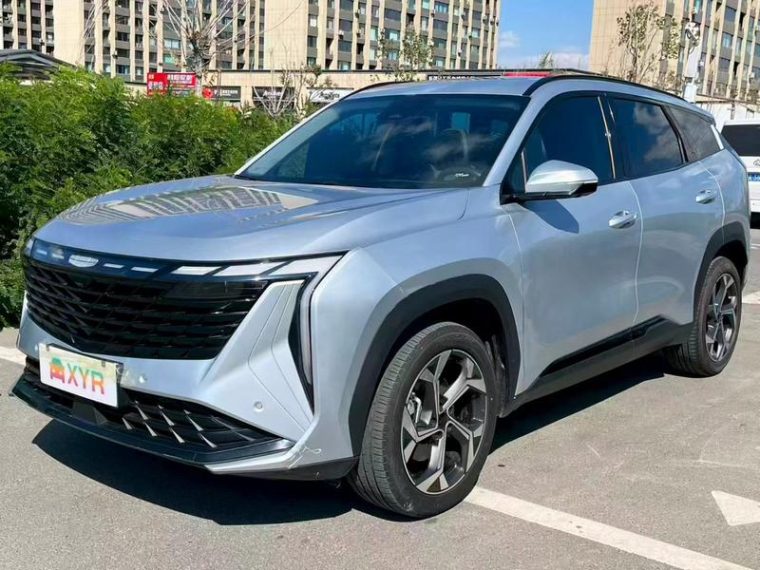 Geely Boyue L 1.5TD DCT