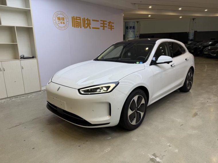 AITO M5 REEV RWD Standard