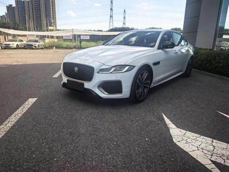 Jaguar XFL 2.0T P300