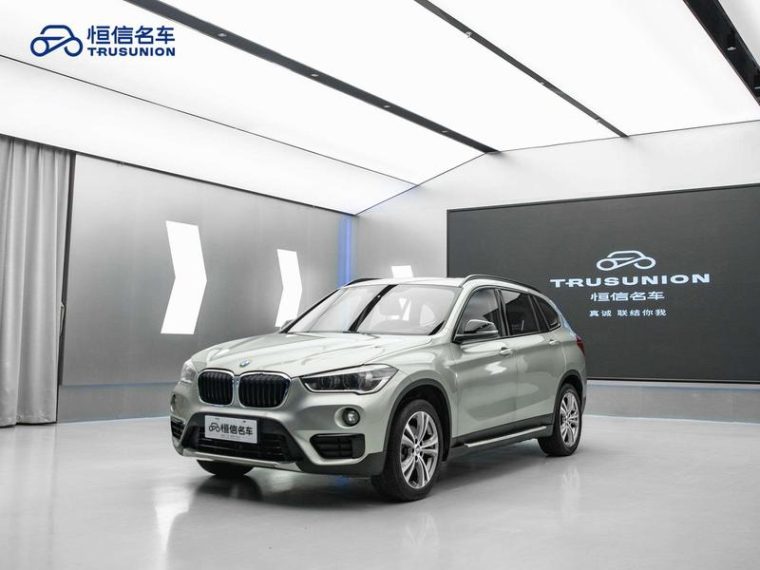 BMW X1 sDrive18Li