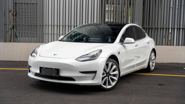 Tesla Model 3 Standard Range RWD Upgraded