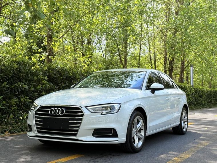 Audi A3 Limousine 35 TFSI Advance