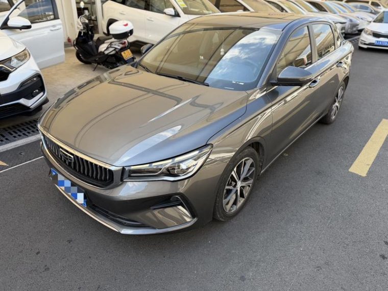 Geely Emgrand 4 1.5L CVT