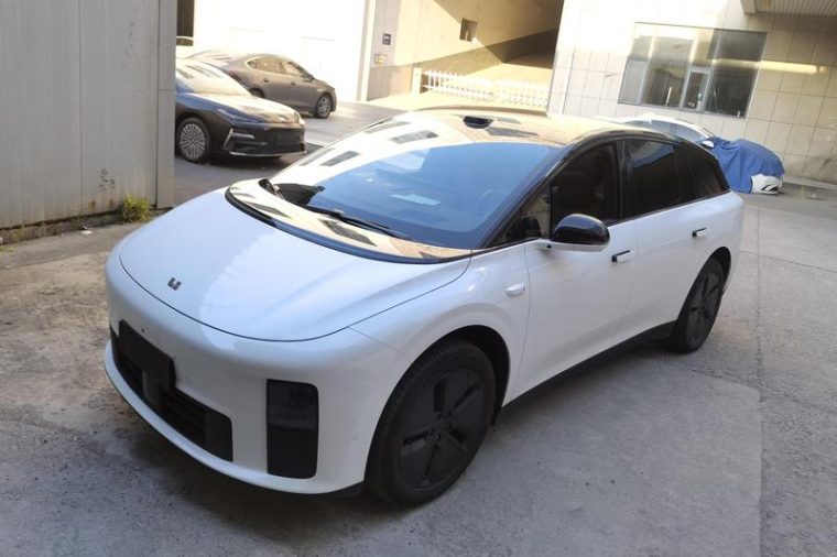 Li Auto i6 2WD Standard Edition