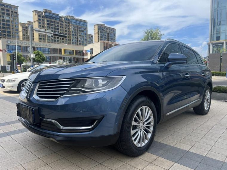 Lincoln MKX 2.0T