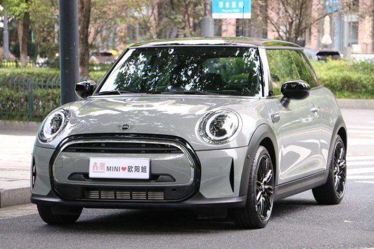 MINI MINI 1.5T COOPER Artist