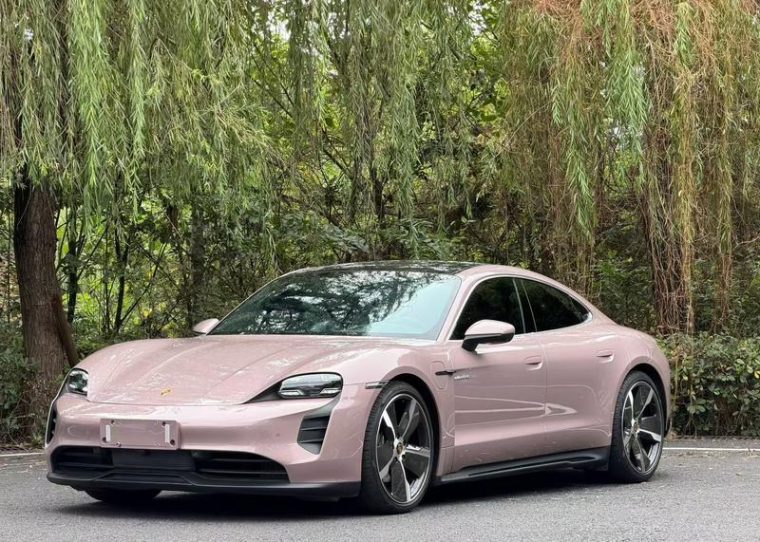 Porsche Taycan
