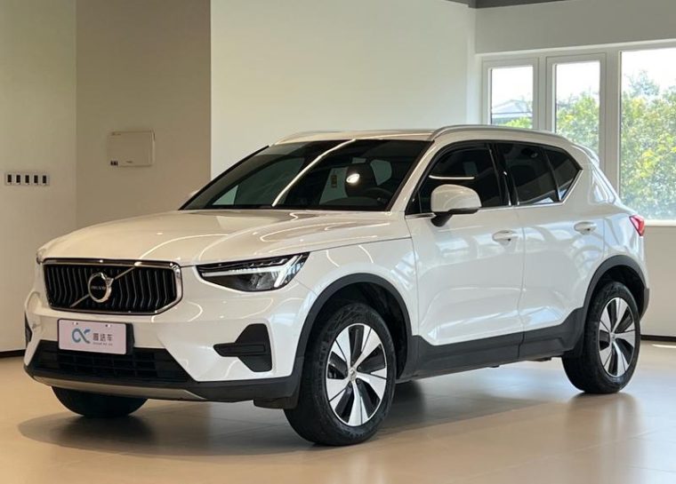 Volvo XC40 B3