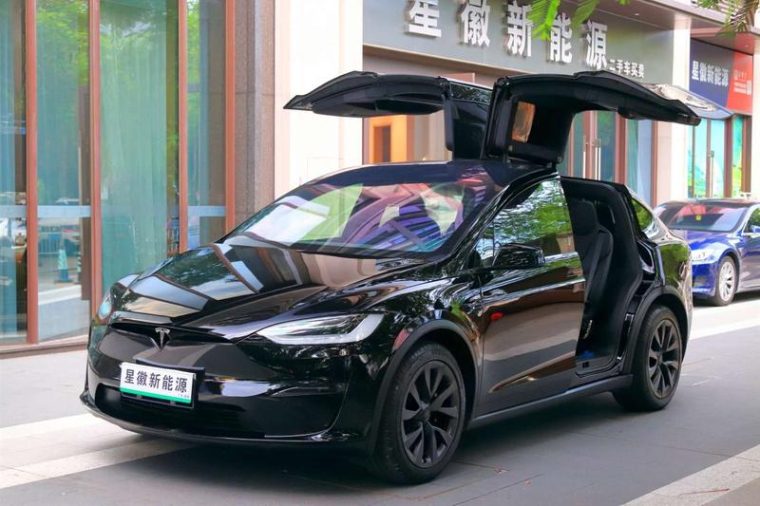 Tesla Model X Dual Motor AWD