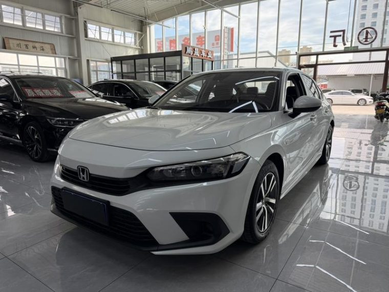 Honda Civic 180TURBO CVT