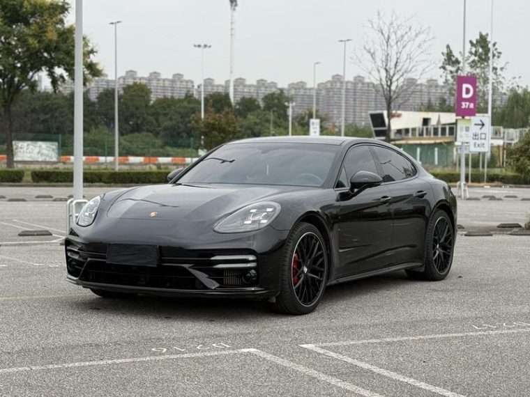 Porsche Panamera 2.9T