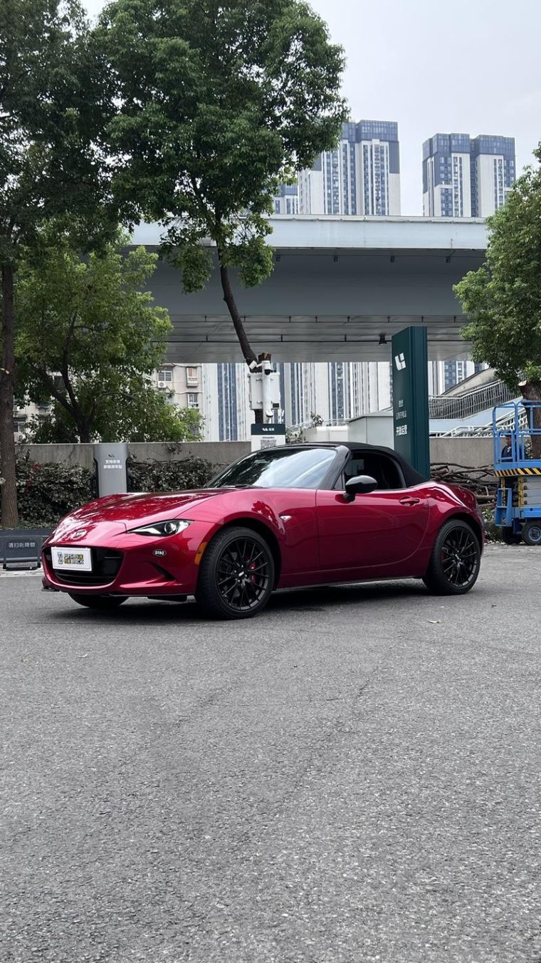 Mazda MX-5 2.0L 2