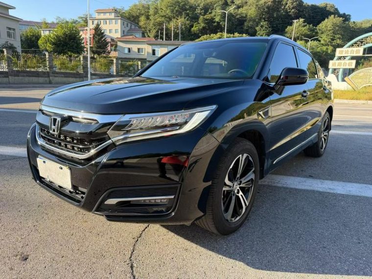 Honda UR-V 370TURBO V