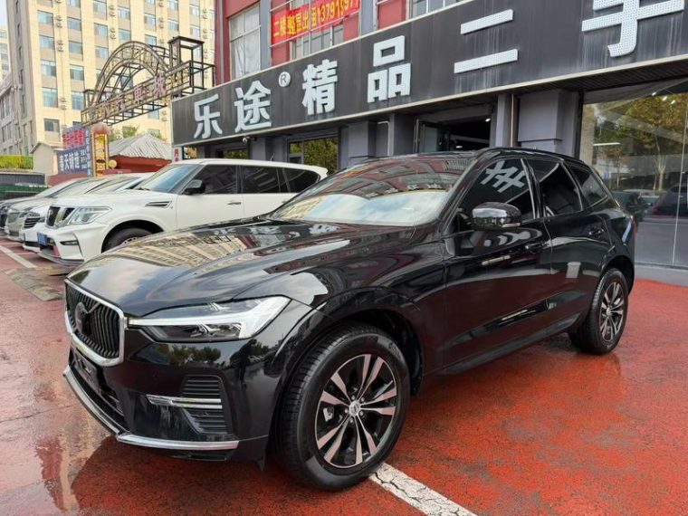 Volvo XC60 B5 4WD Zhiyi Luxury