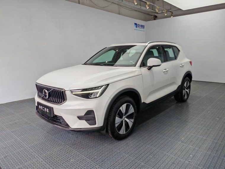 Volvo XC40 B3