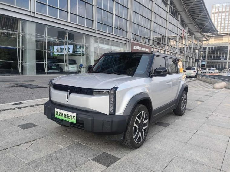 iCAR 03 4WD Long Range Edition