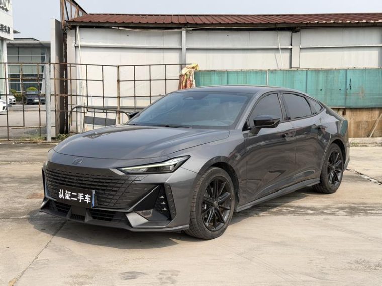 Changan UNI-V 1.5T Premium