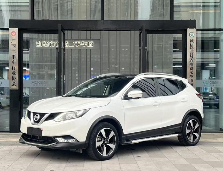 Nissan Qashqai 2.0L CVT VI