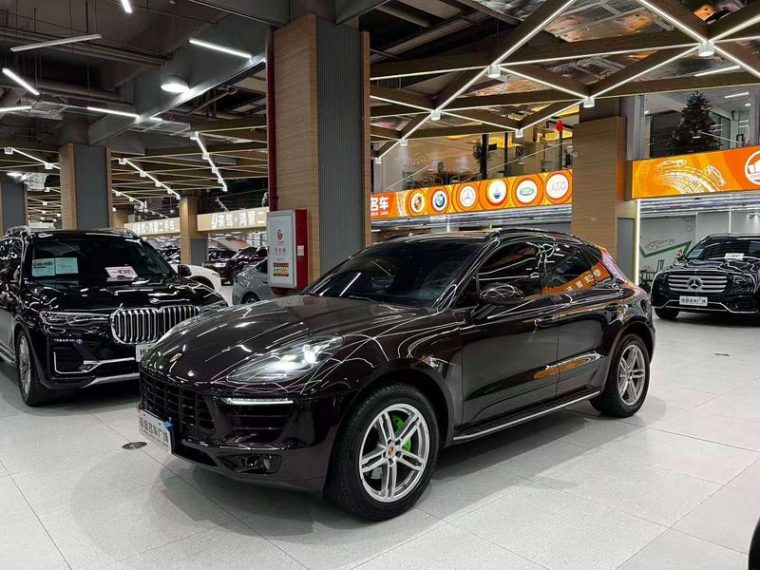 Porsche Macan 2.0T
