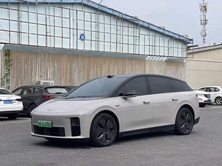 Li Auto i6 2WD Standard Edition