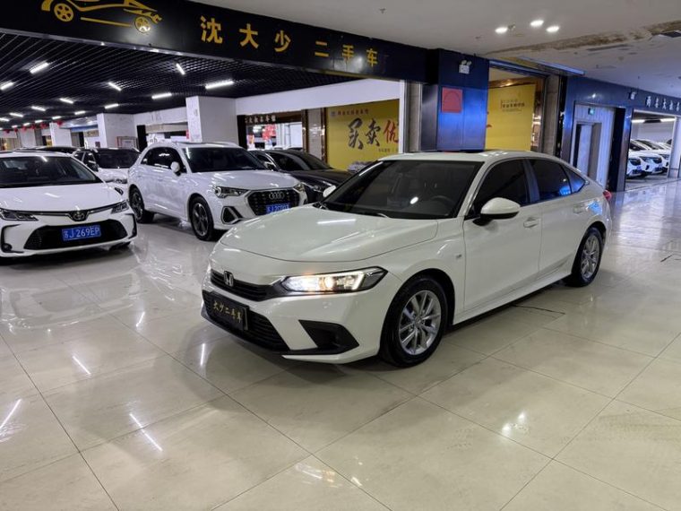 Honda Civic 180TURBO CVT