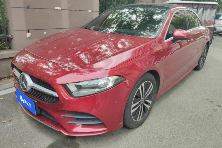 Mercedes-Benz A-Class Facelift A 180 L Sport Sedan