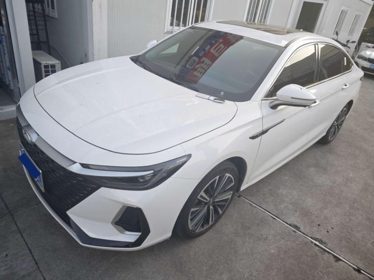 Chery 8 1.6TGDI DCT