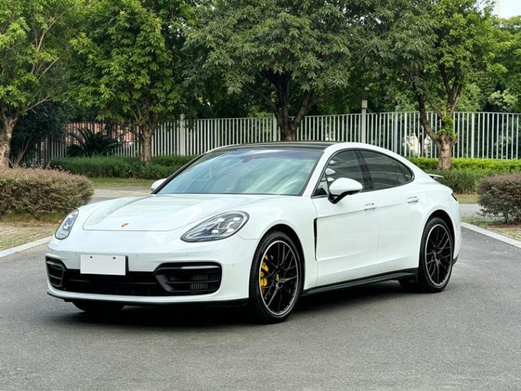 Porsche Panamera 2.9T