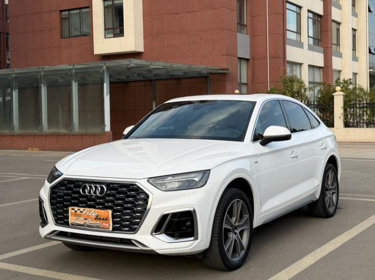 Audi Q5L Sportback 40 TFSI Luxury
